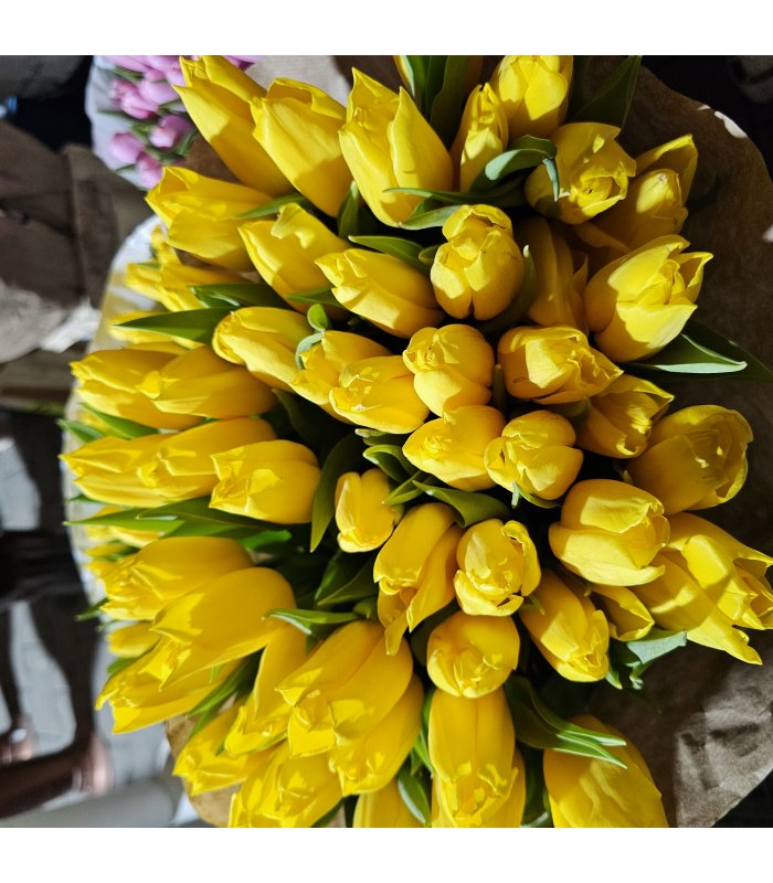 Buchet Lalea 11 fire galben