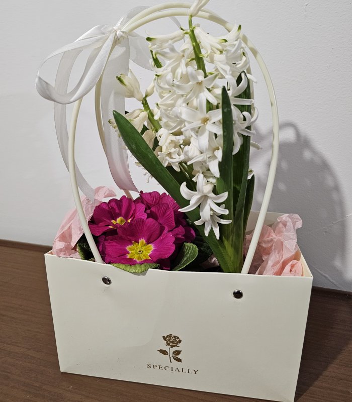 Aranjament „Spring Basket”  3