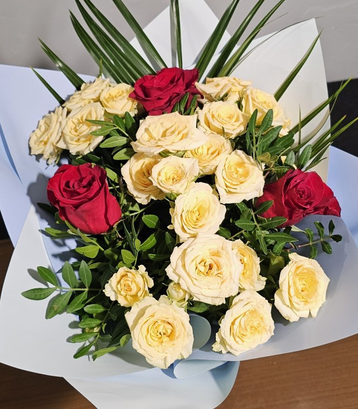 Buchet „Golden Romance”